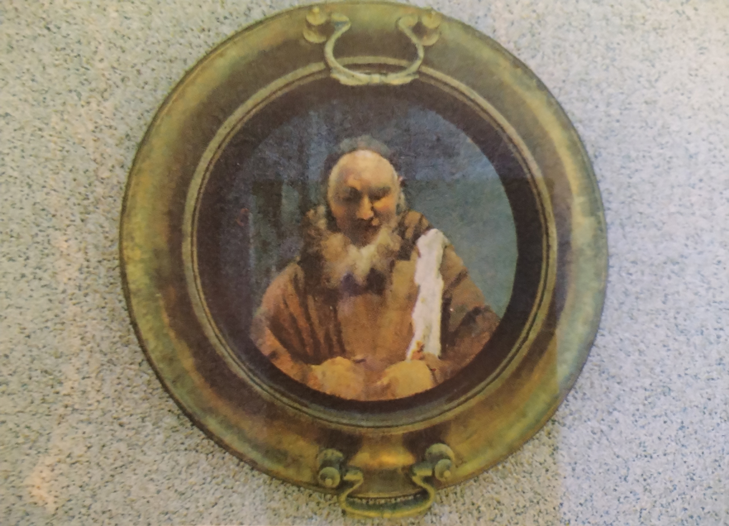 Testa di monaco - Riproduzione da ritaglio di libro