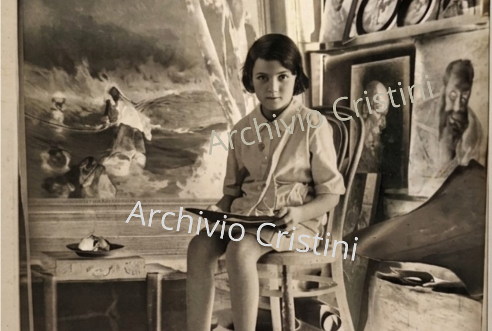 Fotografia storica elaborata dal negativo originale dello studio di Francesco Cristini con modella